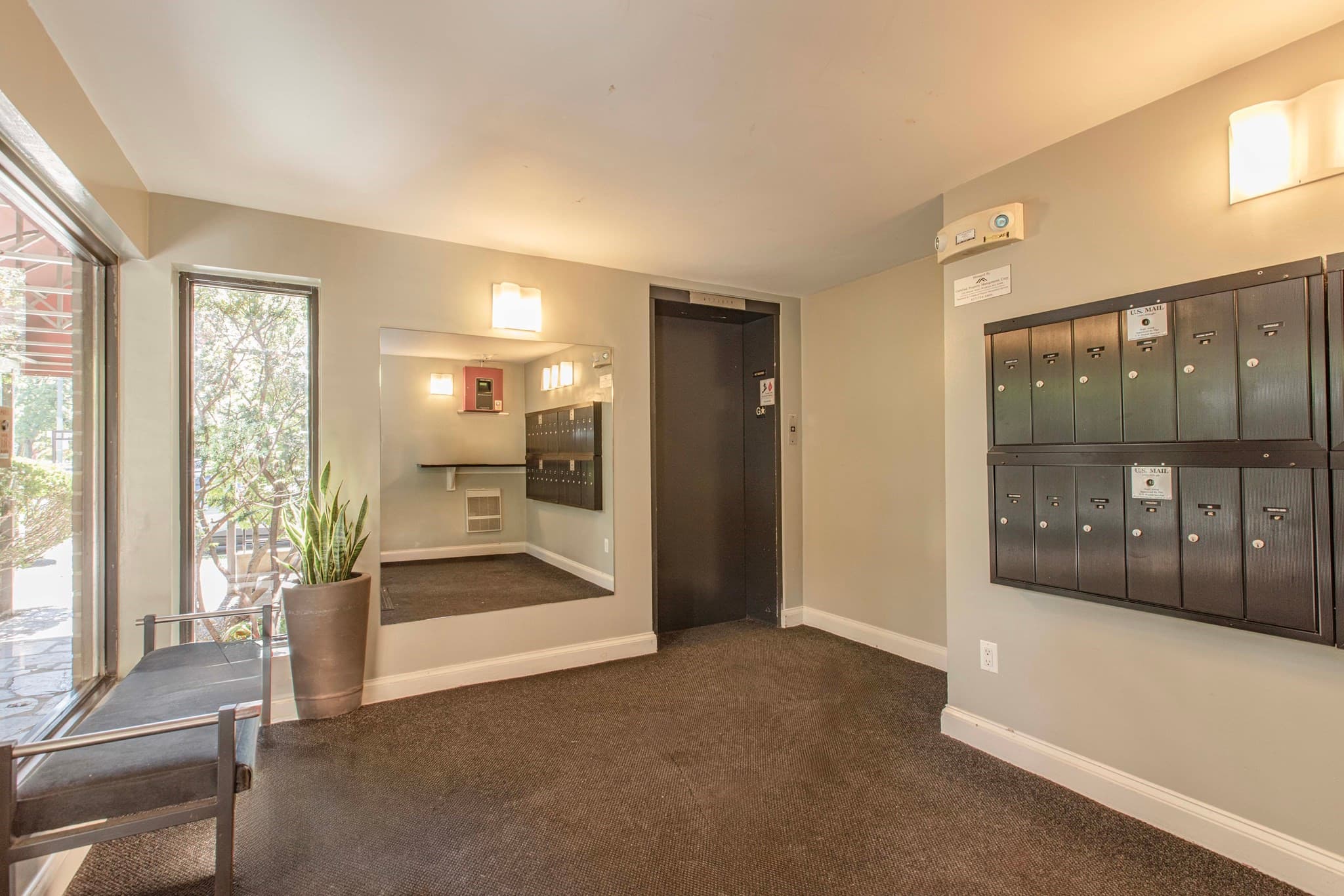 Condominium at 1856 Beacon Street, Brookline MA 02445, Brookline, photo 4 of 35