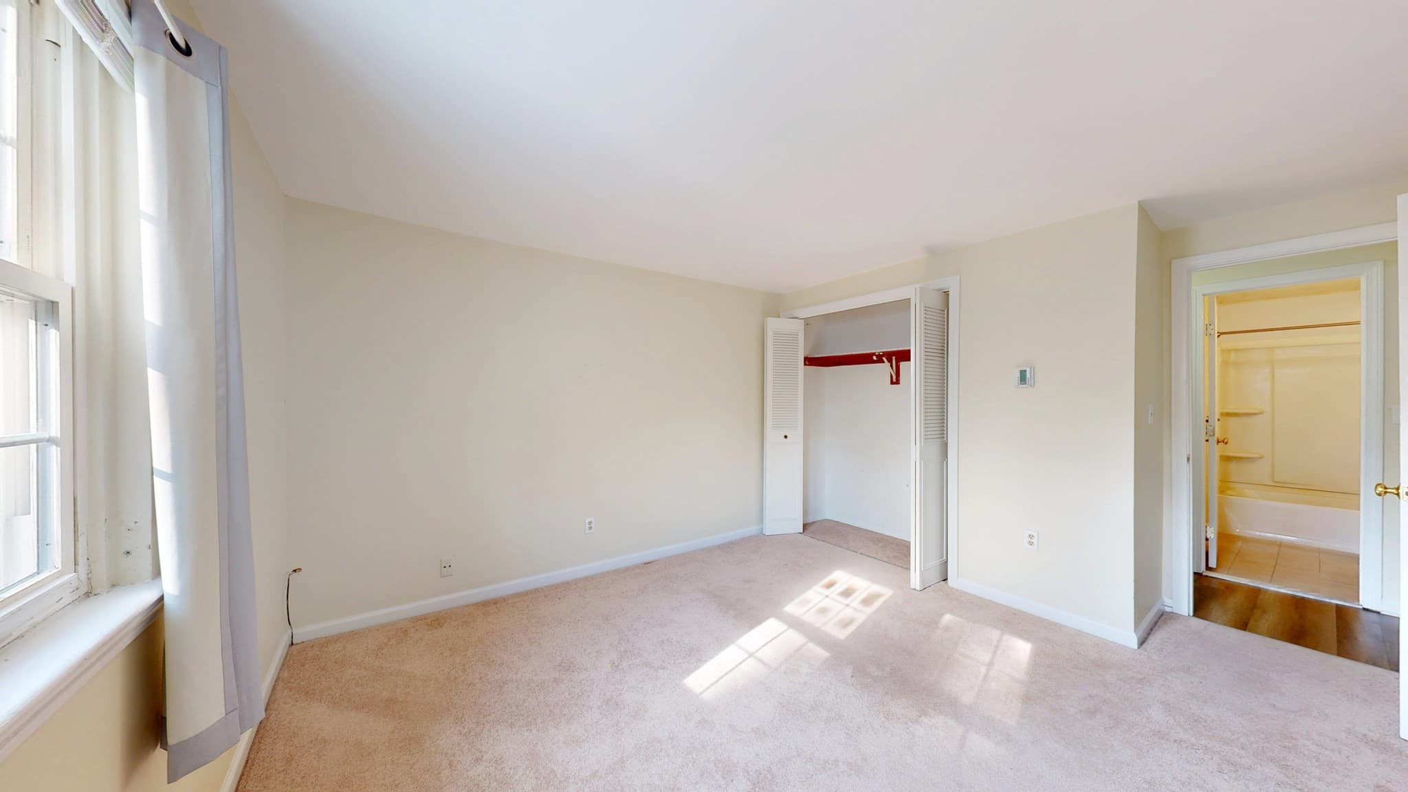 Condominium at 180 Main Street # 3304, Bridgewater MA 02324, Bridgewater, photo 13 of 34