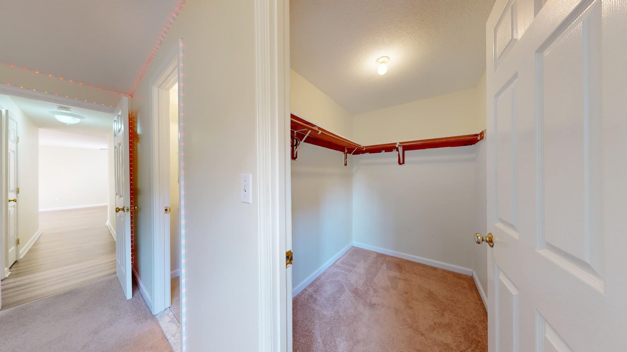 Condominium at 180 Main Street # 3304, Bridgewater MA 02324, Bridgewater, photo 20 of 34