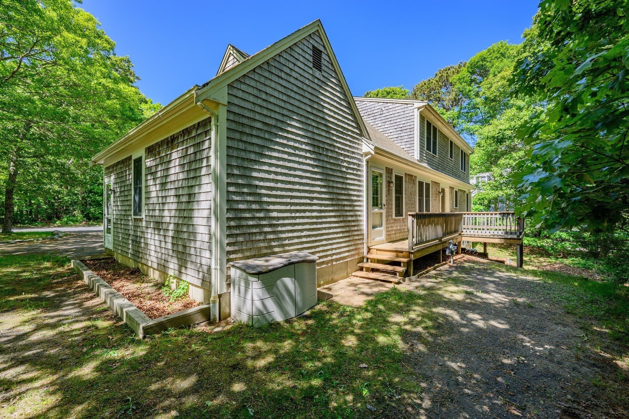 Single Family Residence at 20 Bray Farm Rd S, Yarmouth MA 02675, Yarmouth, photo 13 of 34