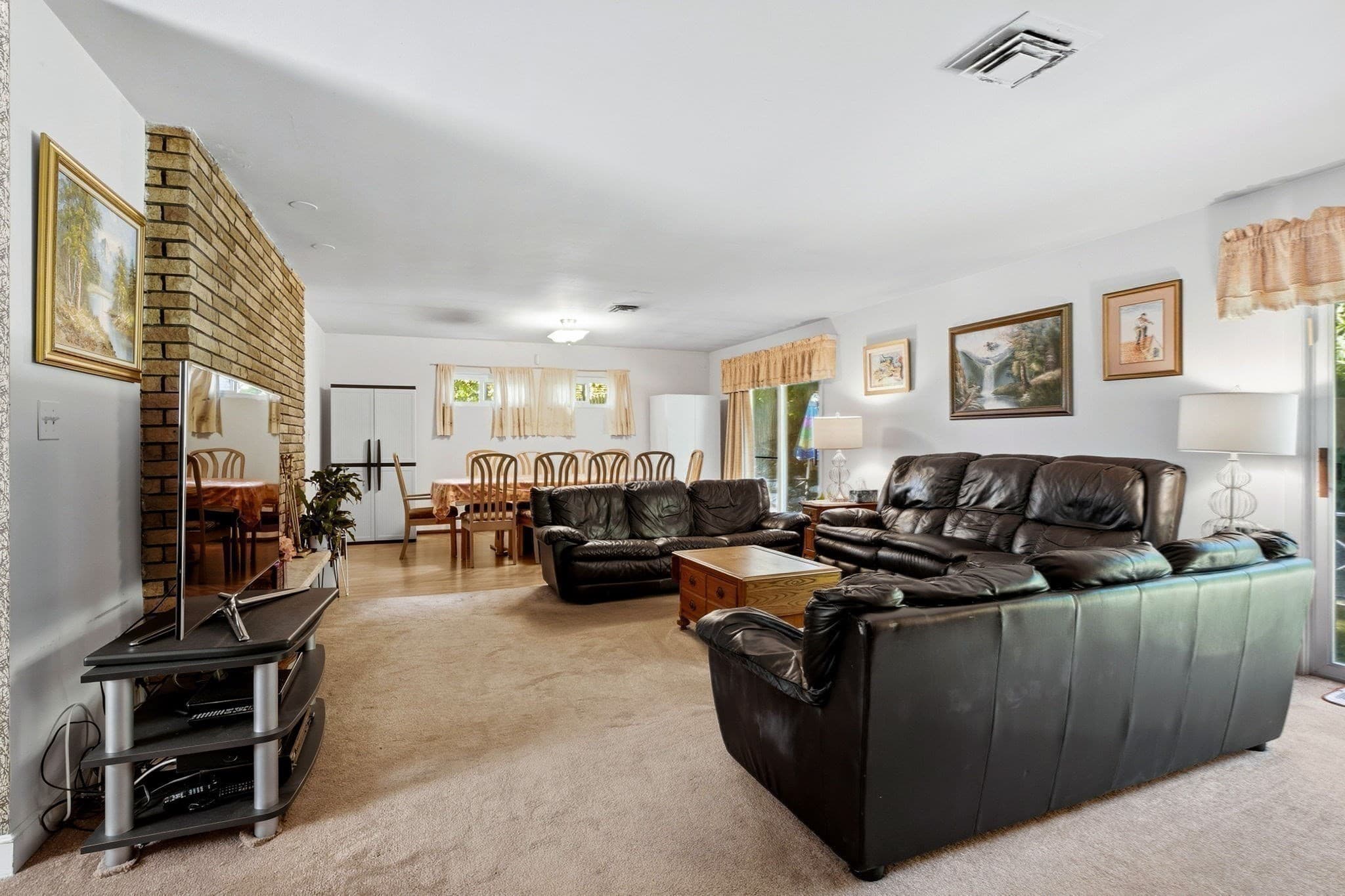 Single Family Residence at 205 Gardner Rd, Brookline MA 02445, Brookline, photo 23 of 41