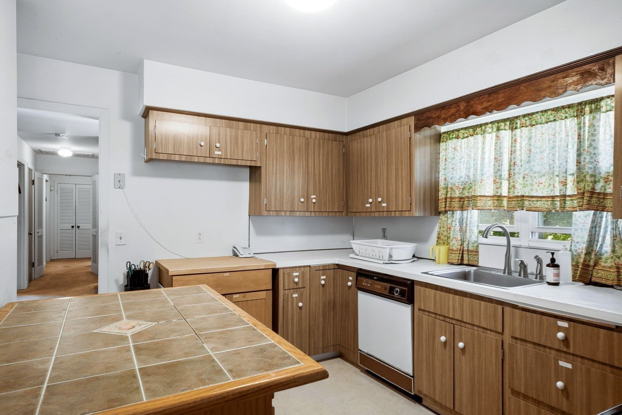 Single Family Residence at 205 Gardner Rd, Brookline MA 02445, Brookline, photo 17 of 41