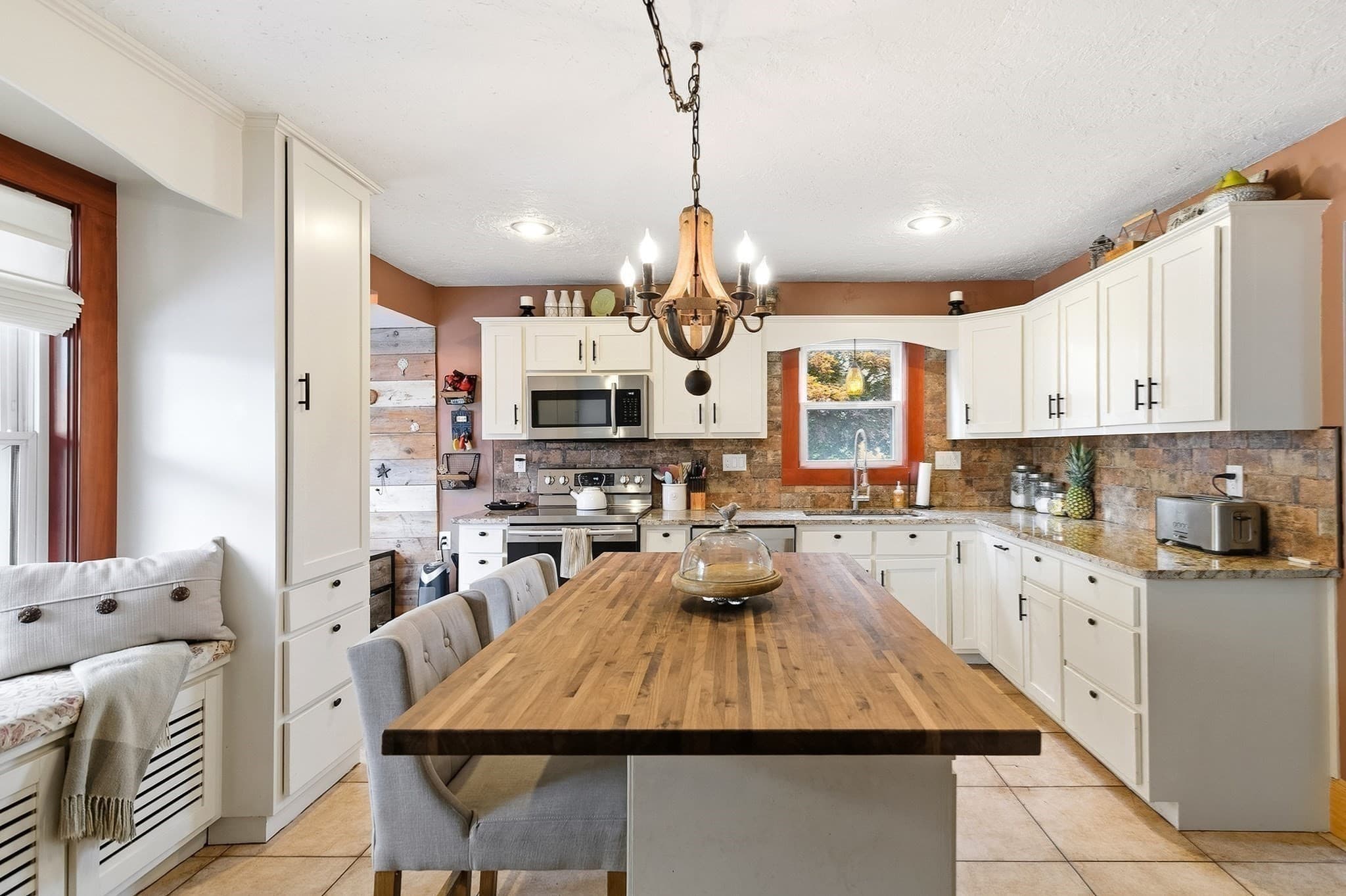 Single Family Residence at 18 Vine, Milford MA 01757, Milford, photo 7 of 41