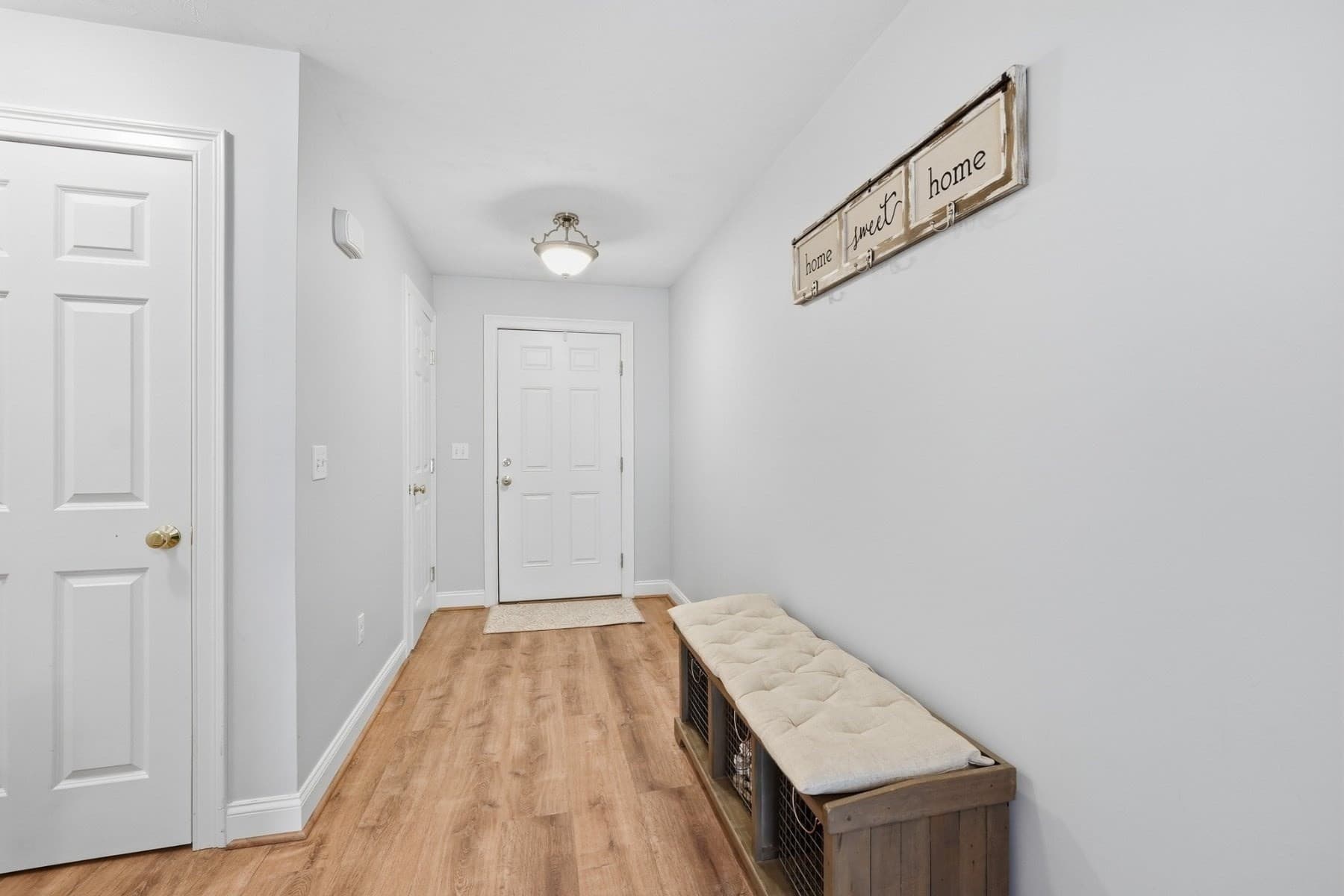 Condominium at 42 Longview Cir # B, Ayer MA 01432, Ayer, photo 4 of 24