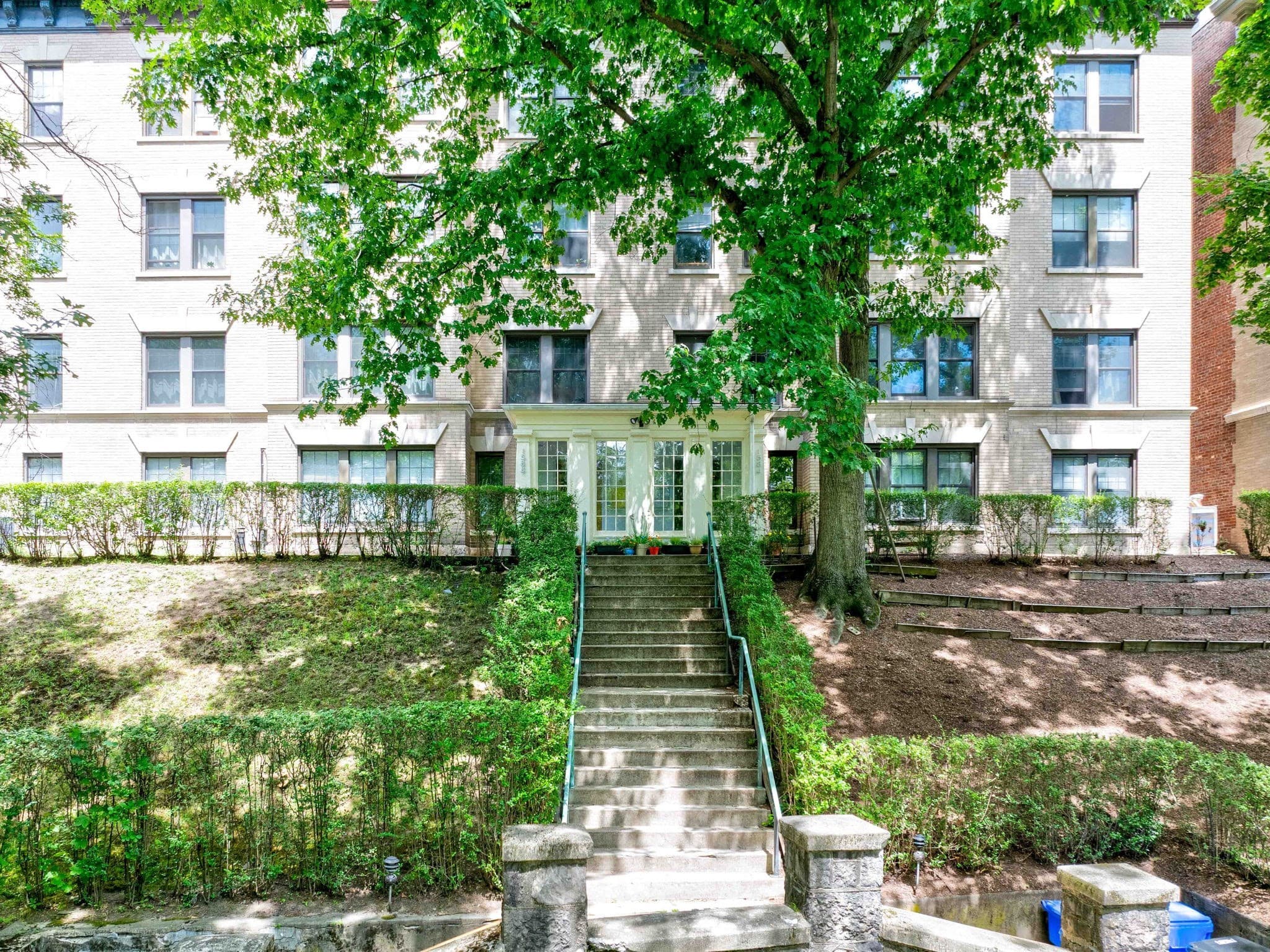 1584 Beacon St # A, Brookline MA 02446