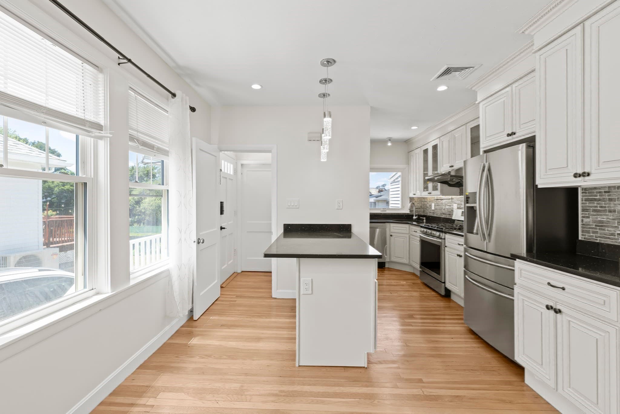 Single Family Residence at 334 Sea St, Quincy MA 02169, Quincy, photo 12 of 30