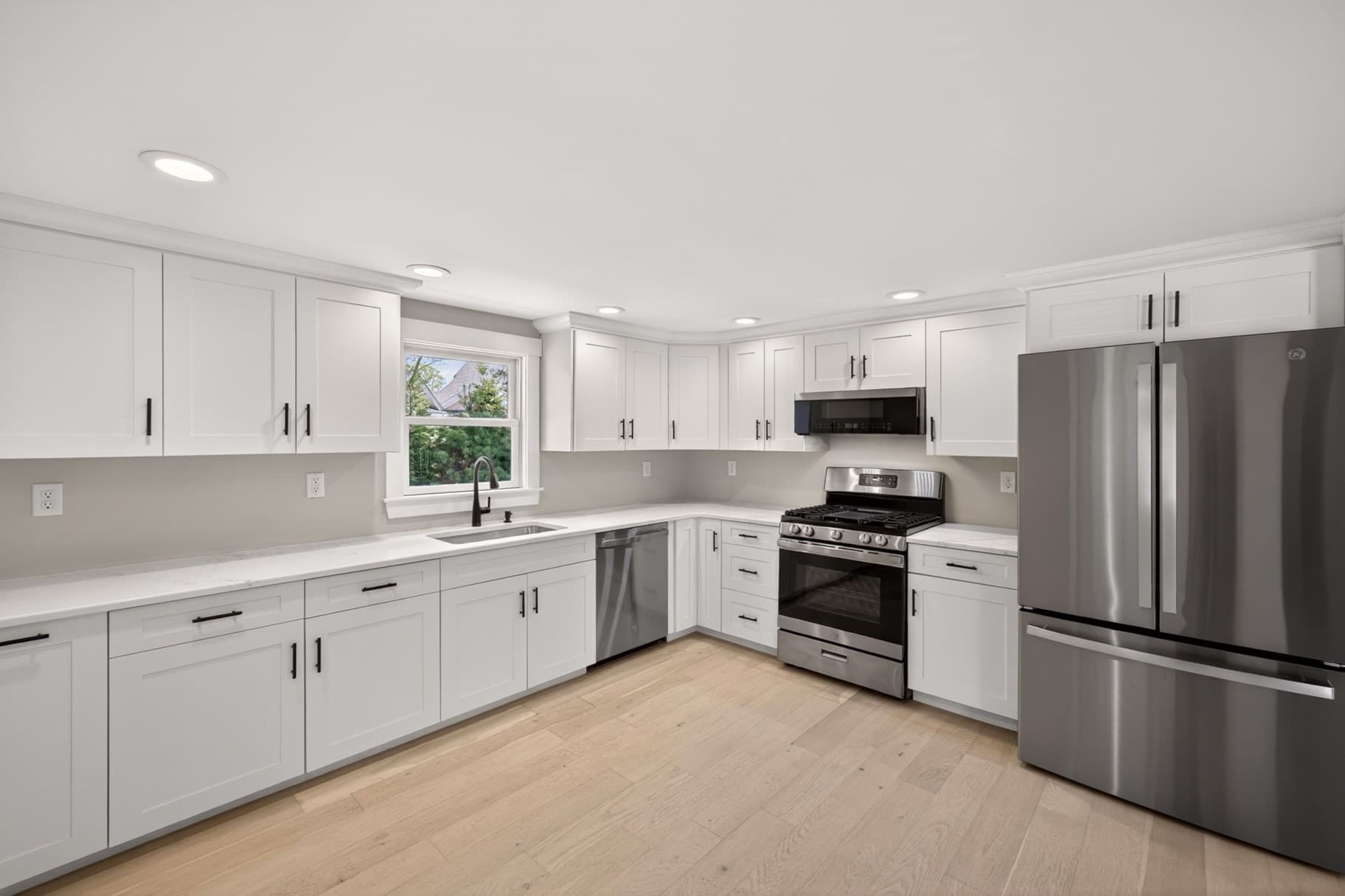 Single Family Residence at 114 Orchard Road, Mashpee MA 02649, Mashpee, photo 4 of 13