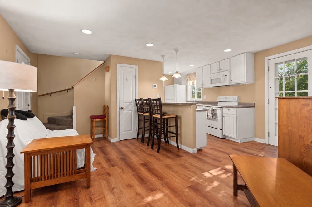 Single Family Residence at 57 Hillcrest St, Waltham MA 02451, Waltham, photo 9 of 29