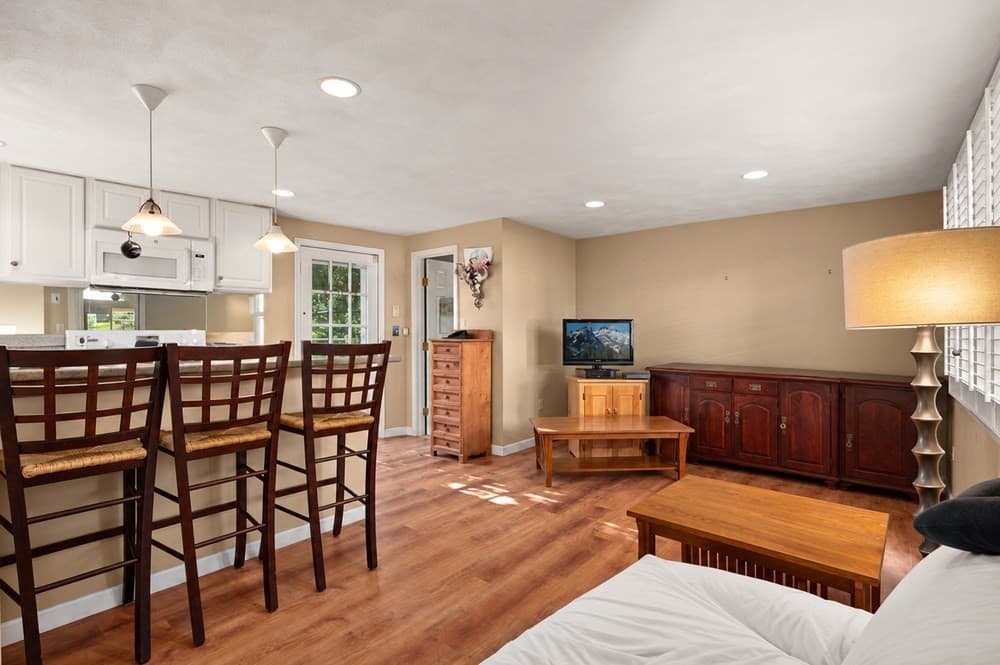 Single Family Residence at 57 Hillcrest St, Waltham MA 02451, Waltham, photo 8 of 29