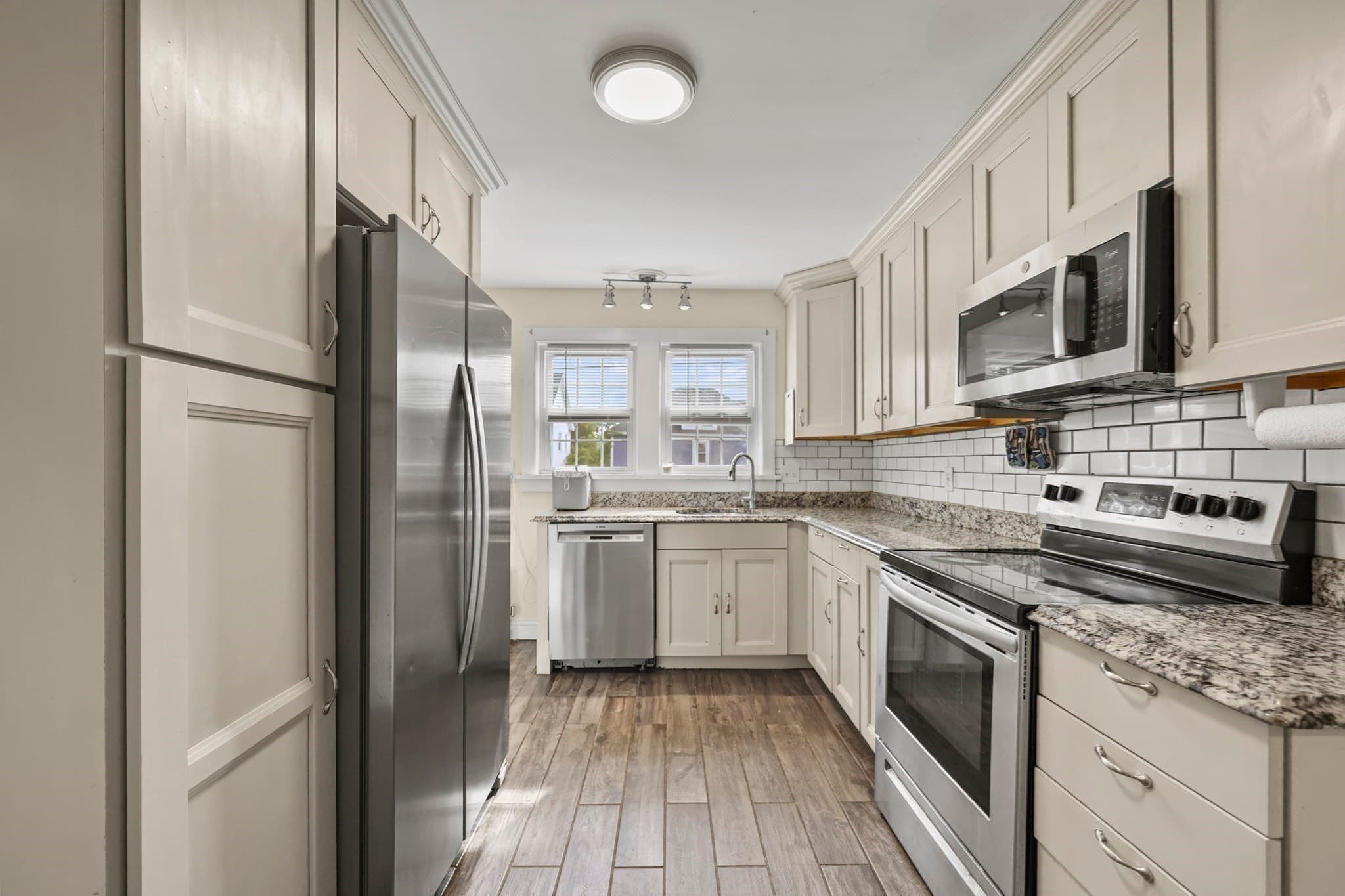 Single Family Residence at 45 Stoddard Ave, Pittsfield MA 01201, Pittsfield, photo 13 of 34