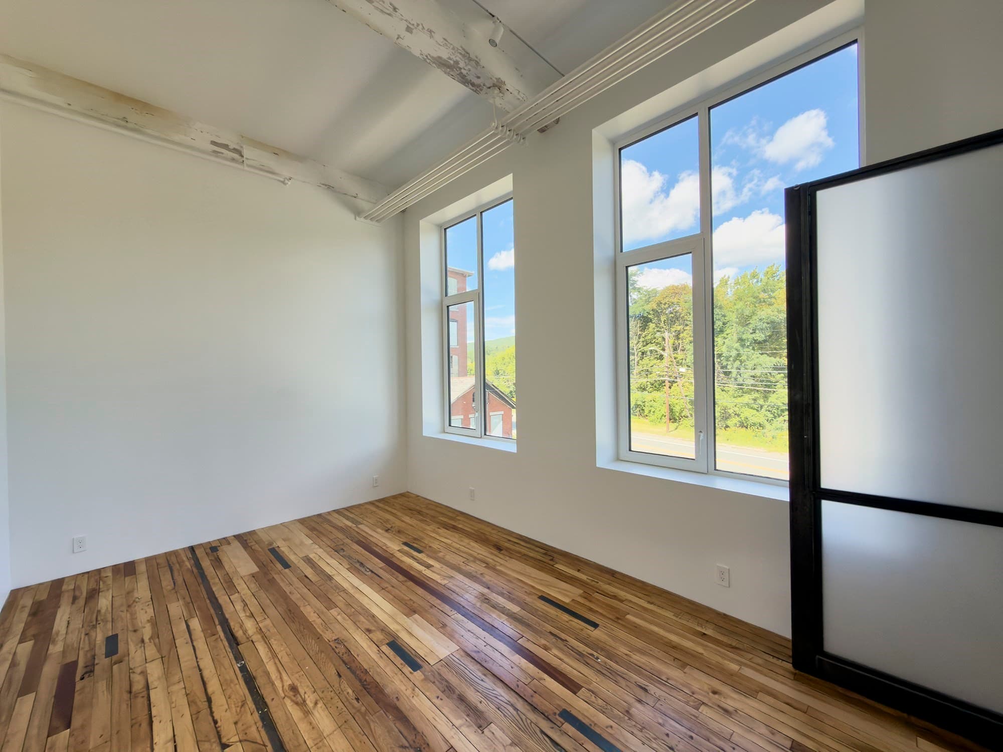 Condominium at 520 State Road # 209, North Adams MA 01247, photo 11 of 32
