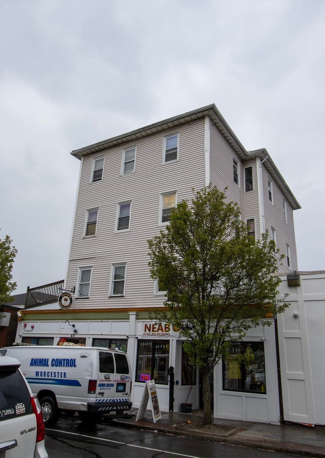 46 Millbury St, Worcester MA 01610