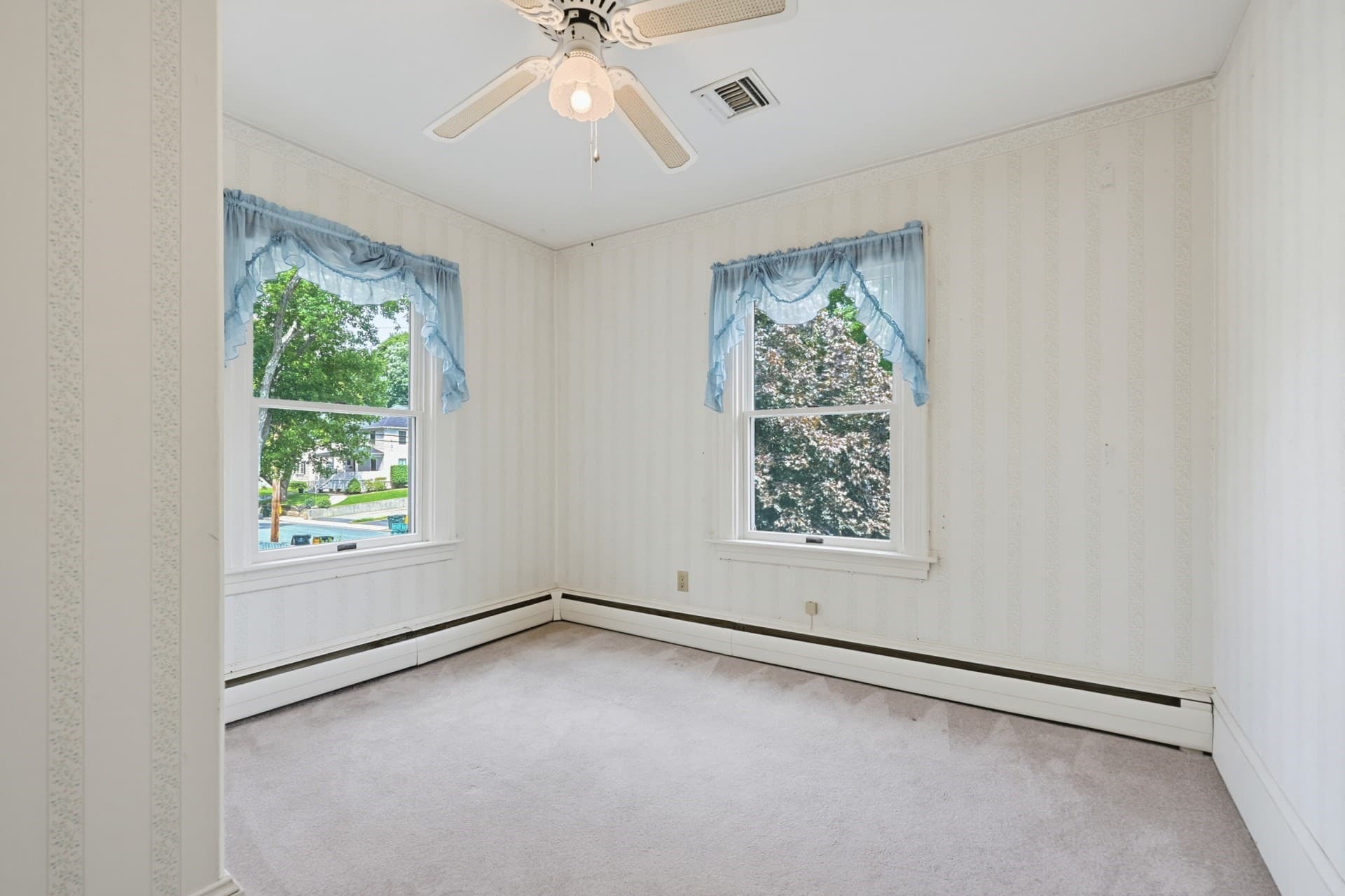 Single Family Residence at 20 Marvin Ave, Franklin MA 02038, Franklin, photo 27 of 42