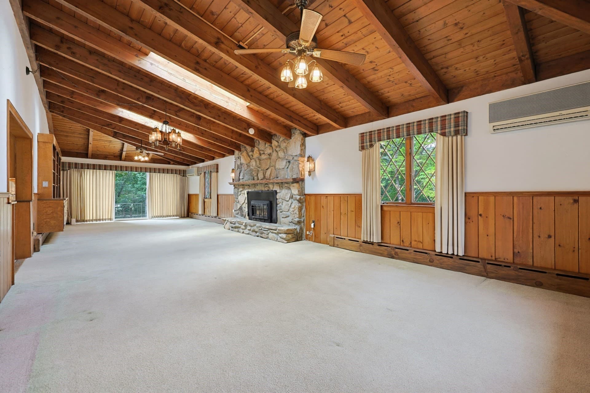 Single Family Residence at 20 Marvin Ave, Franklin MA 02038, Franklin, photo 9 of 42