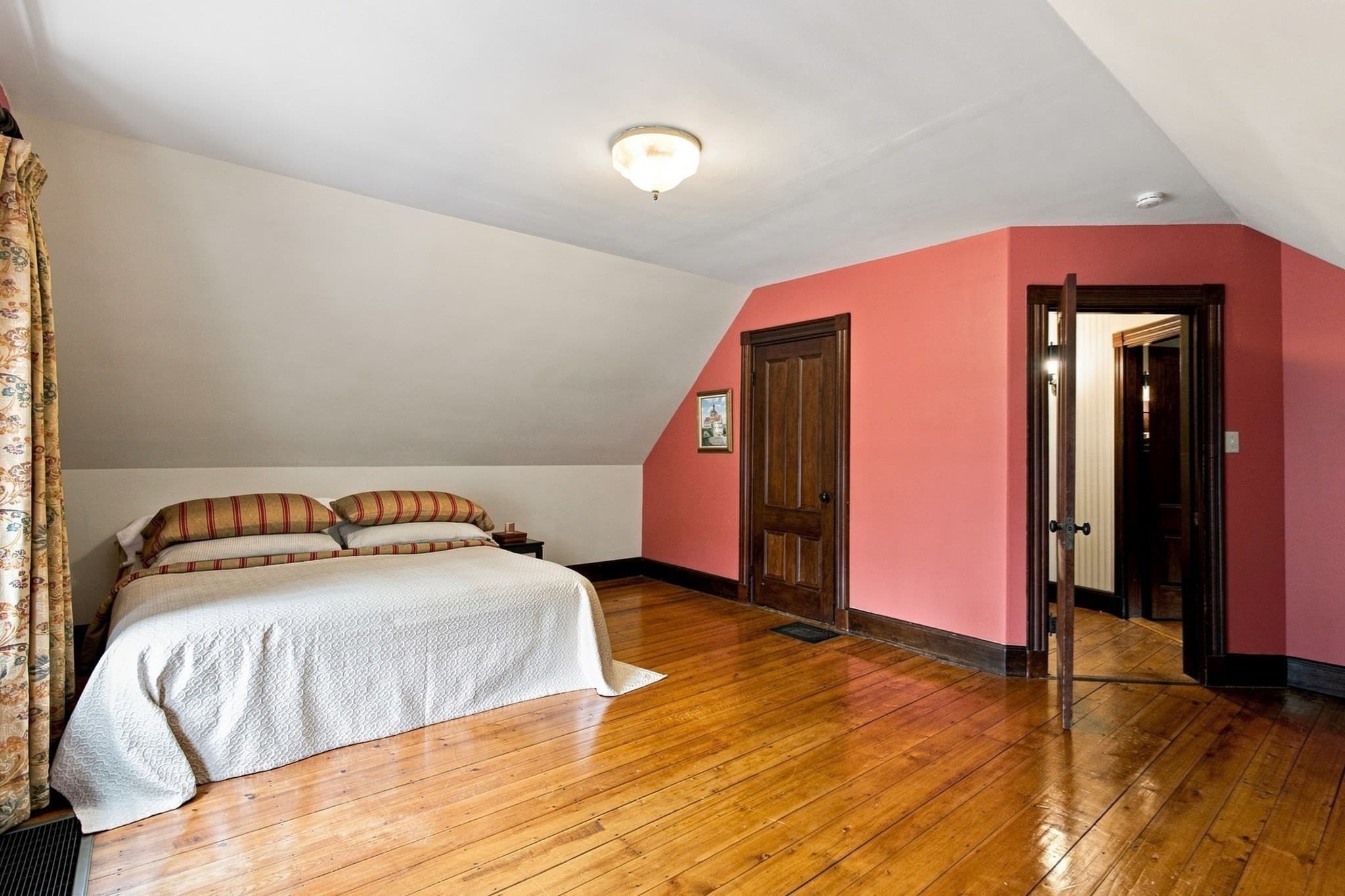 Single Family Residence at 6 Menlo St, Boston MA 02135, photo 32 of 42