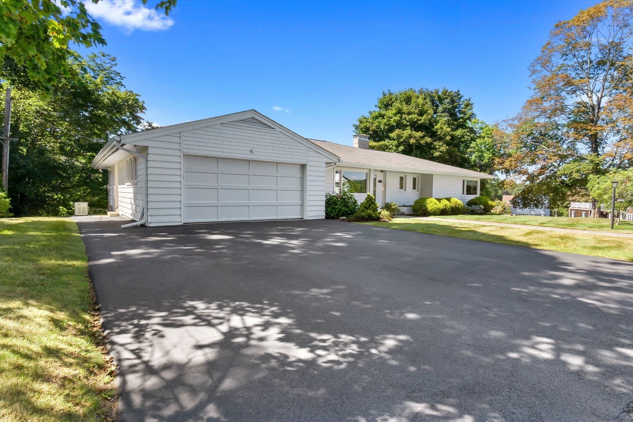 Single Family Residence at 4 Arlington Ter, Haverhill MA 01830, Haverhill, photo 3 of 42