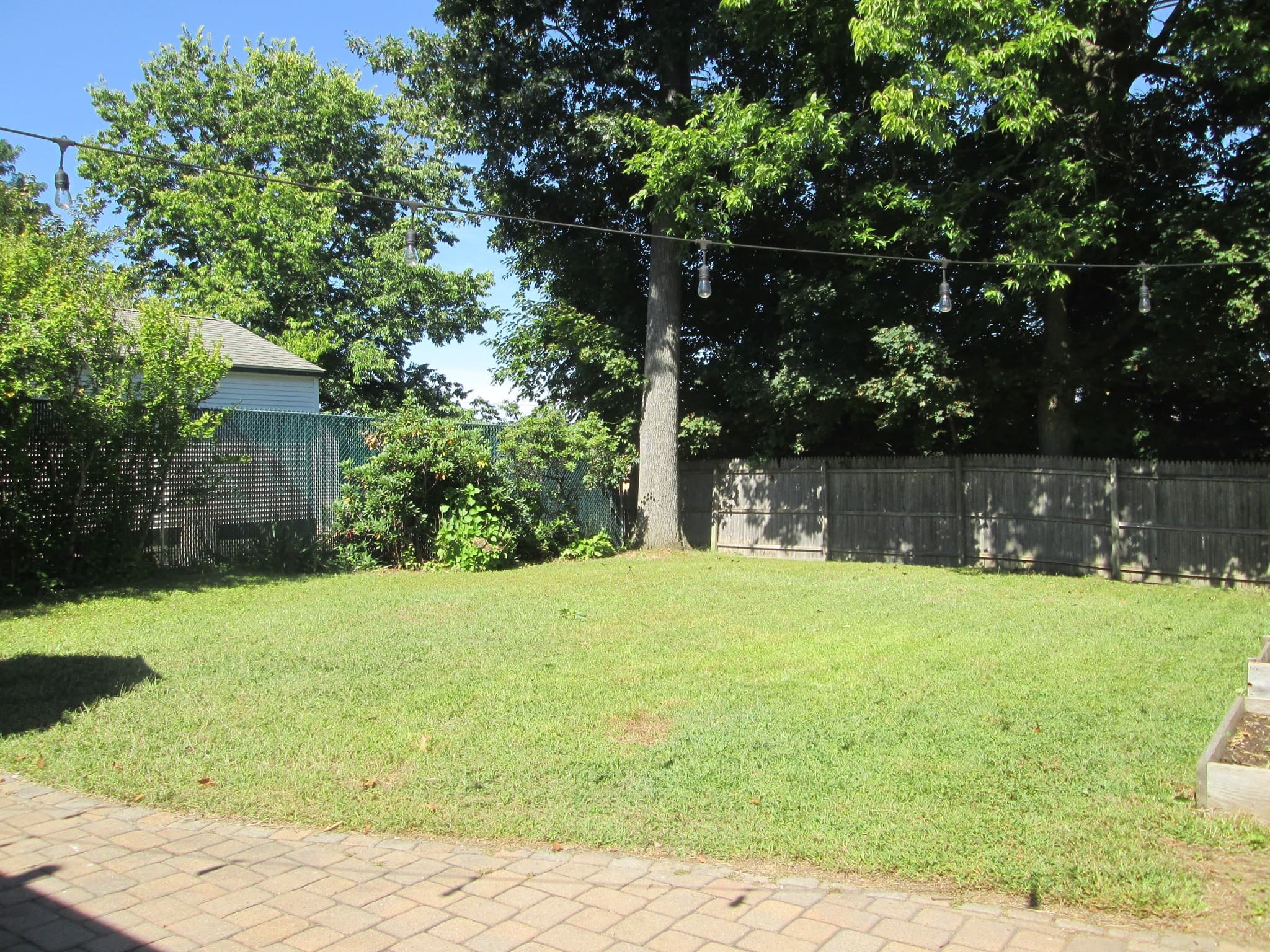 Single Family Residence at 76 Surrey Rd, Springfield MA 01118, Springfield, photo 23 of 26