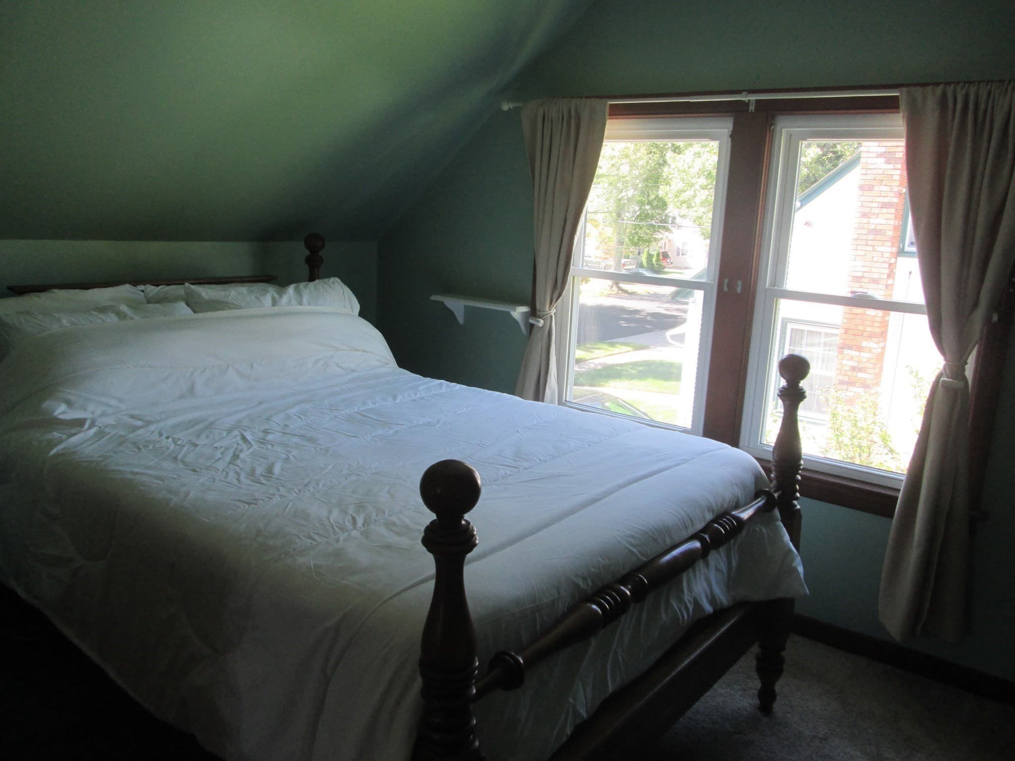 Single Family Residence at 76 Surrey Rd, Springfield MA 01118, Springfield, photo 14 of 26