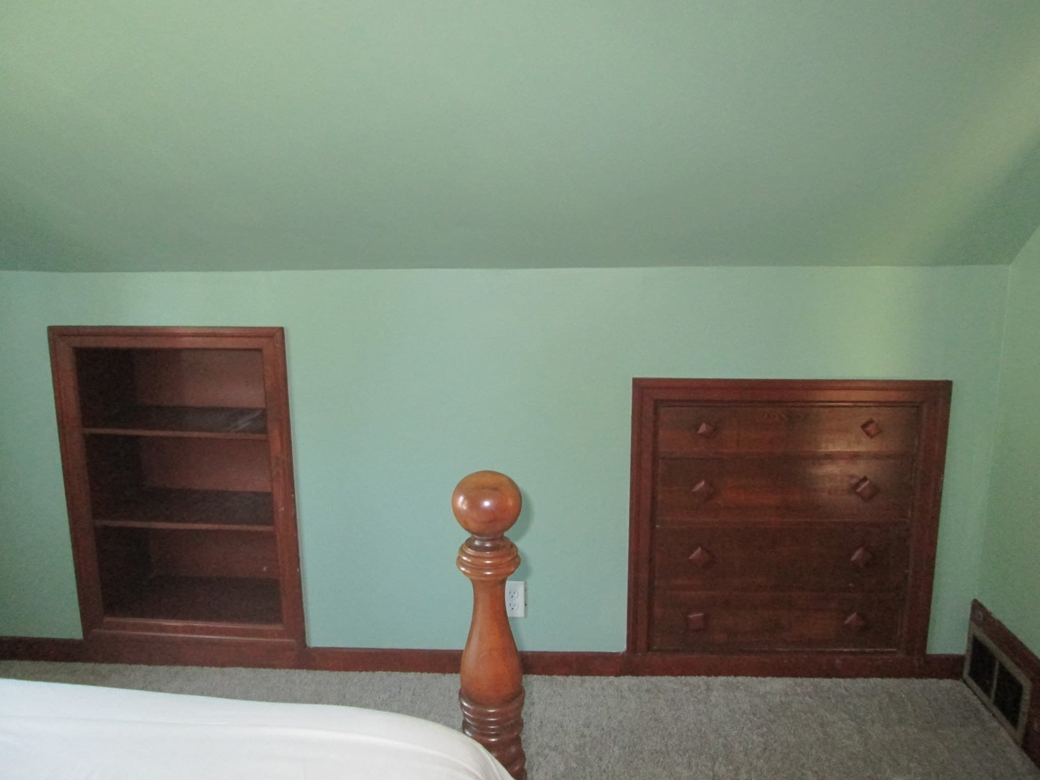 Single Family Residence at 76 Surrey Rd, Springfield MA 01118, Springfield, photo 15 of 26