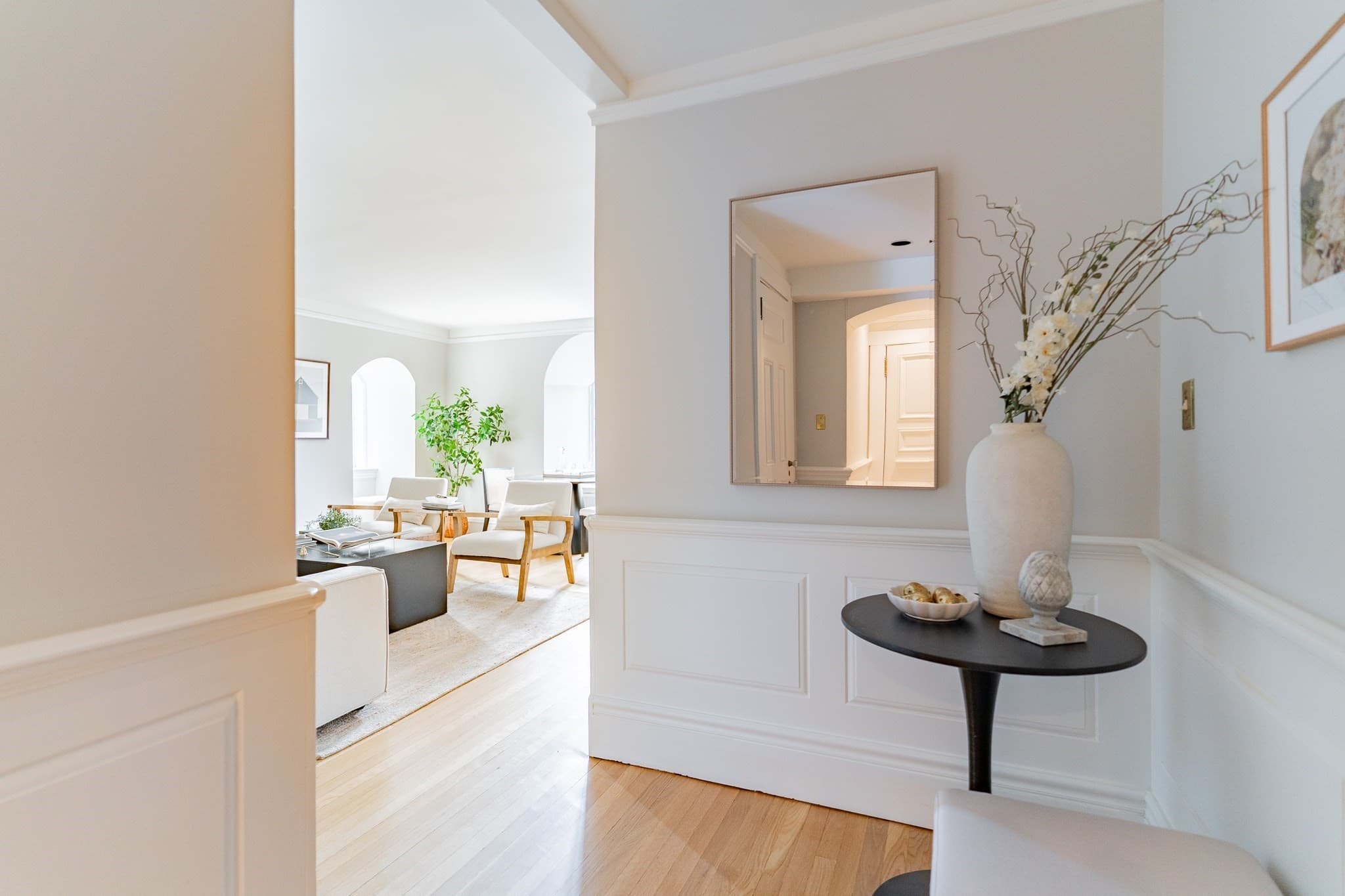 Condominium at 334 Beacon # 10, Boston MA 02116, photo 6 of 11