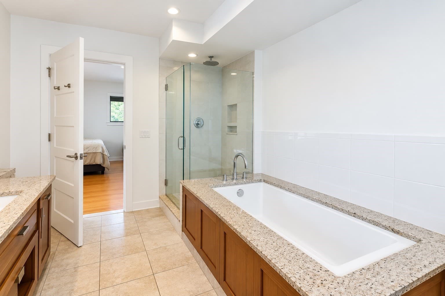 Condominium at 2021 Commonwealth Ave # B, Boston MA 02135, photo 14 of 16