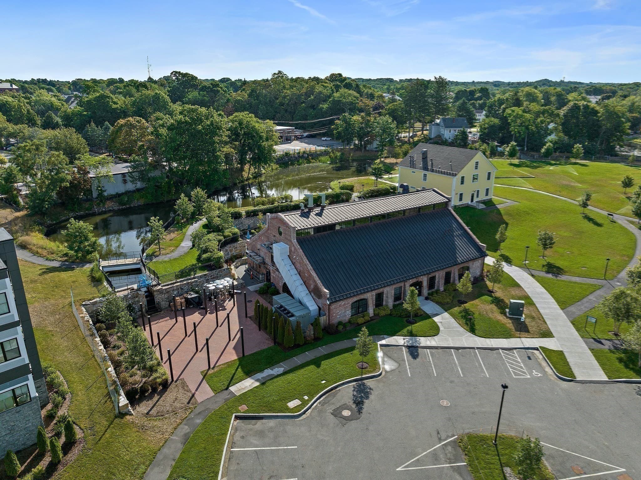 Condominium at 200 Revere St # 4105, Canton MA 02021, Canton, photo 32 of 34