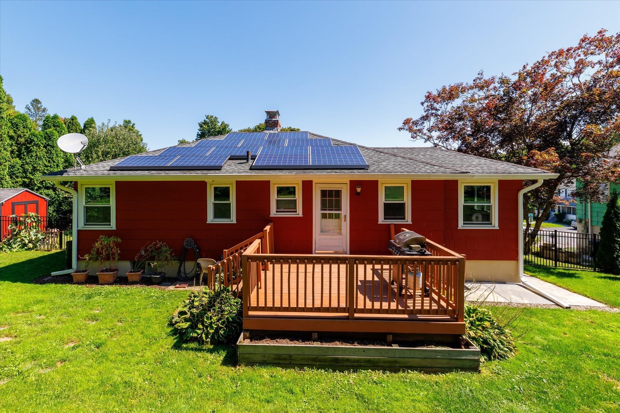 Single Family Residence at 34 Evelyn St, Worcester MA 01607, Worcester, photo 7 of 41