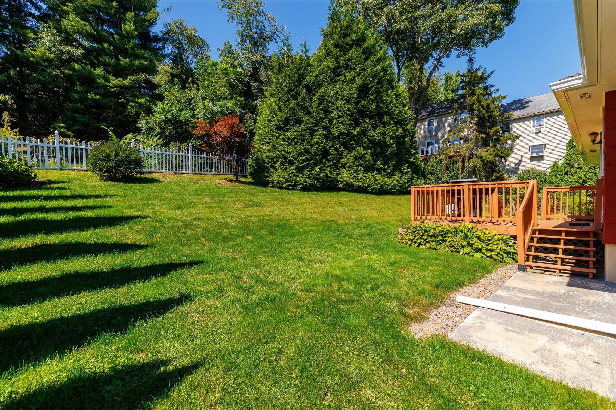 Single Family Residence at 34 Evelyn St, Worcester MA 01607, Worcester, photo 5 of 41