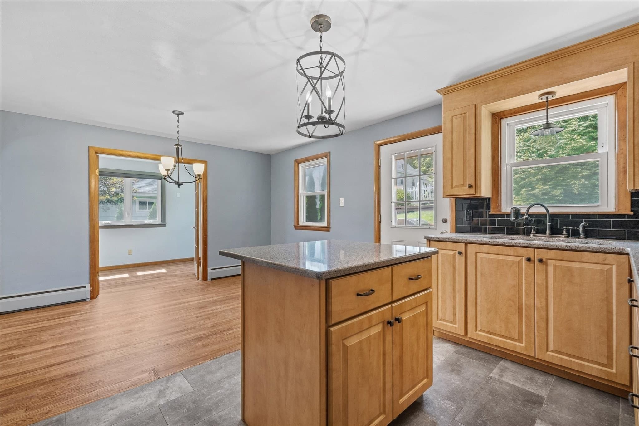 Single Family Residence at 34 Evelyn St, Worcester MA 01607, Worcester, photo 24 of 41