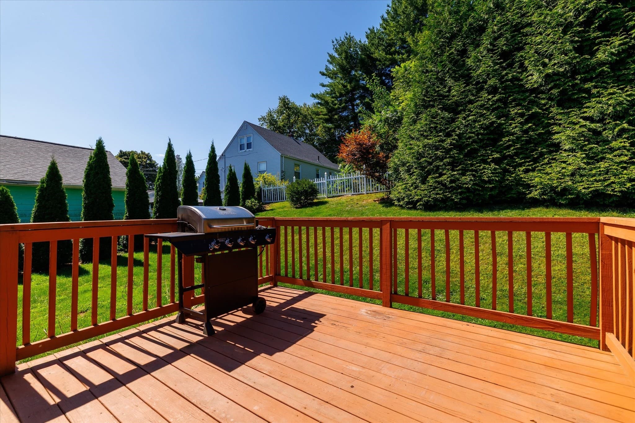 Single Family Residence at 34 Evelyn St, Worcester MA 01607, Worcester, photo 11 of 41