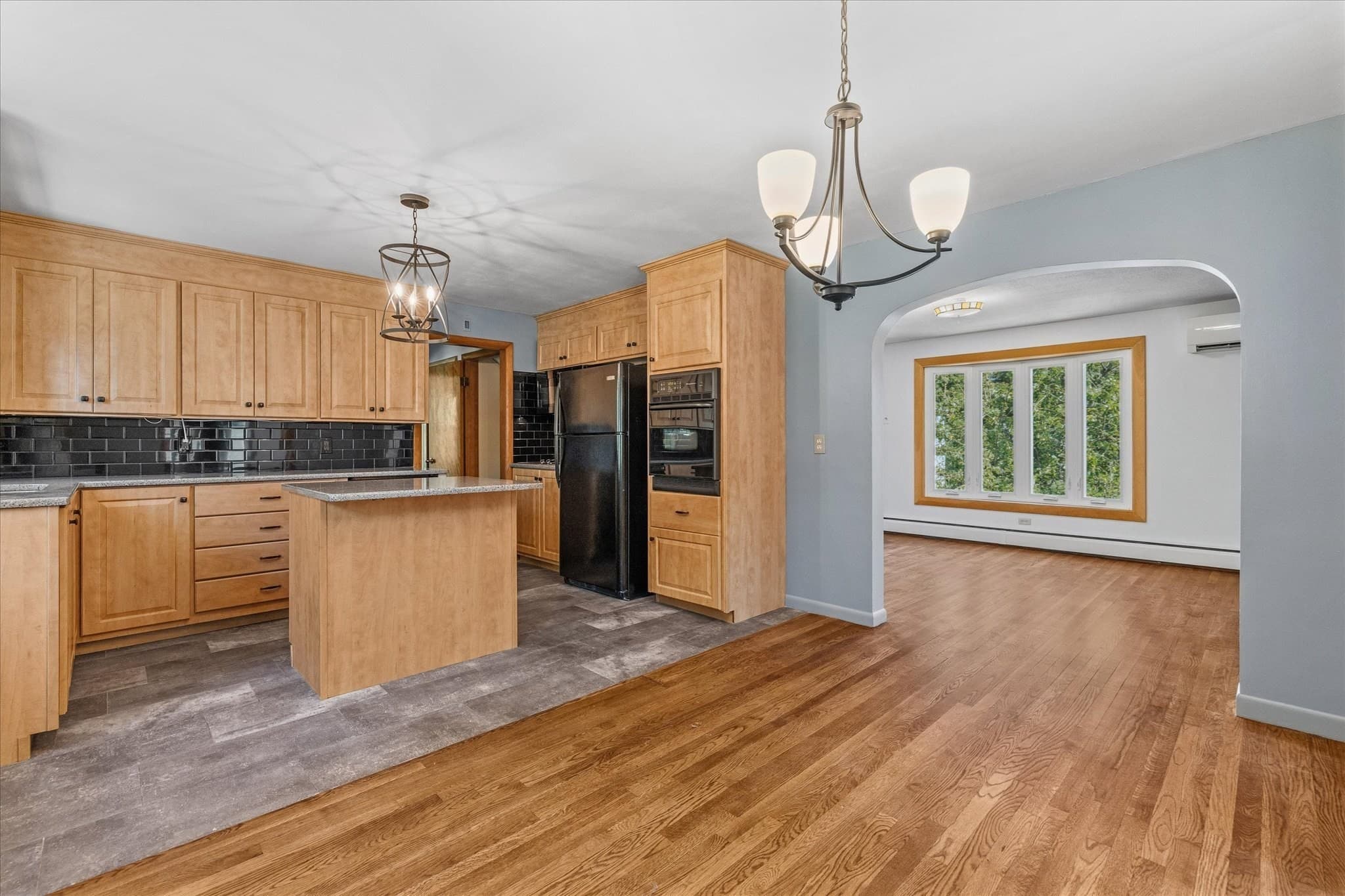 Single Family Residence at 34 Evelyn St, Worcester MA 01607, Worcester, photo 21 of 41
