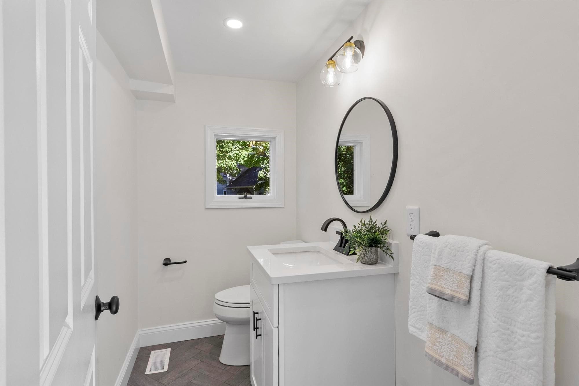 Single Family Residence at 102 Park Street, North Reading MA 01864, North Reading, photo 21 of 42