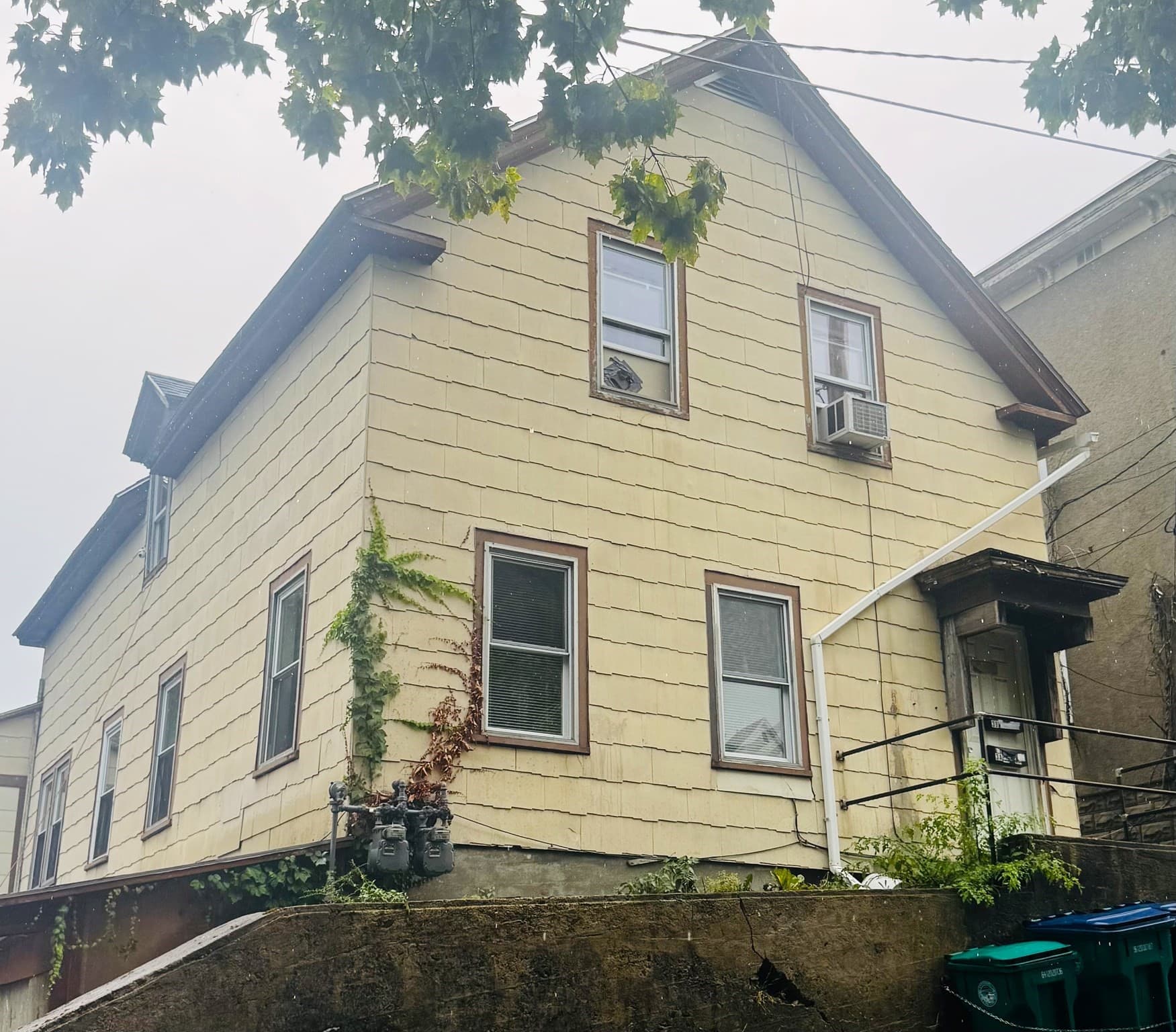 3 Lynn Street, Fitchburg MA 01420