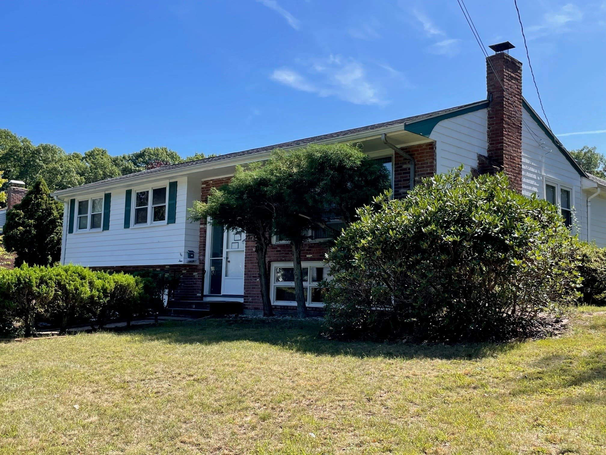 Single Family Residence at 4 Sunset Drive, Randolph MA 02368, Randolph, photo 2 of 16