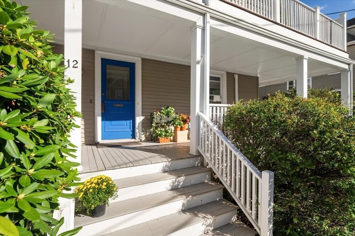 Condominium at 12 Barnes Rd # 2, Newton MA 02458, Newton, photo 3 of 41