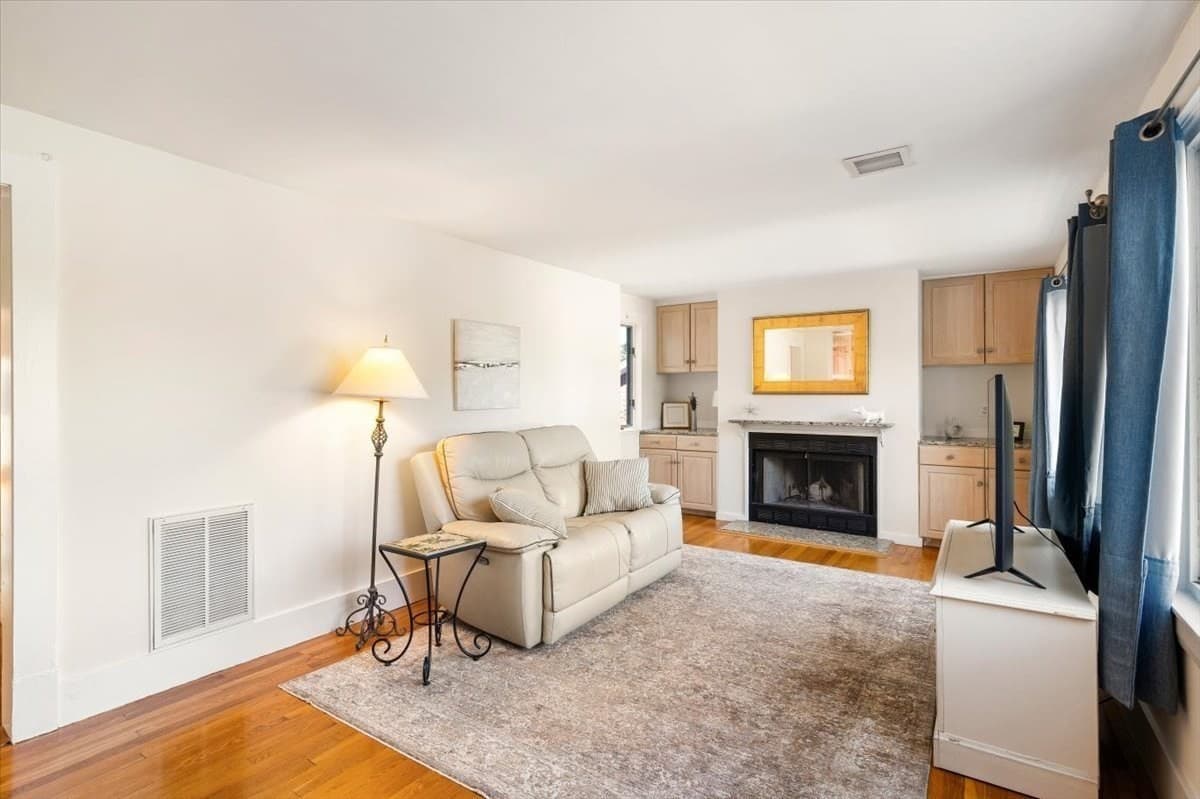 Condominium at 12 Barnes Rd # 2, Newton MA 02458, Newton, photo 18 of 41