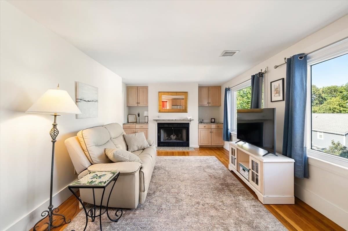 Condominium at 12 Barnes Rd # 2, Newton MA 02458, Newton, photo 15 of 41