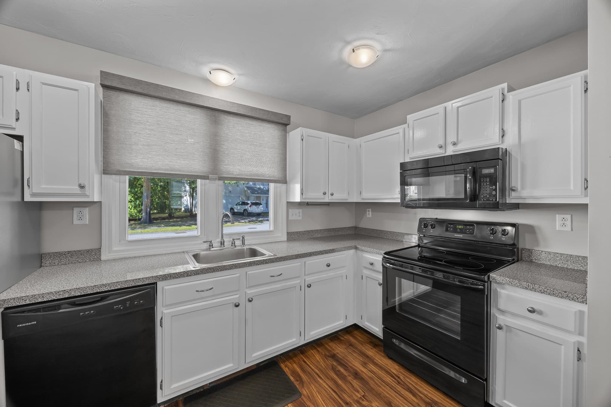 Condominium at 11 Towle Drive # 11, Holden MA 01520, Holden, photo 6 of 32