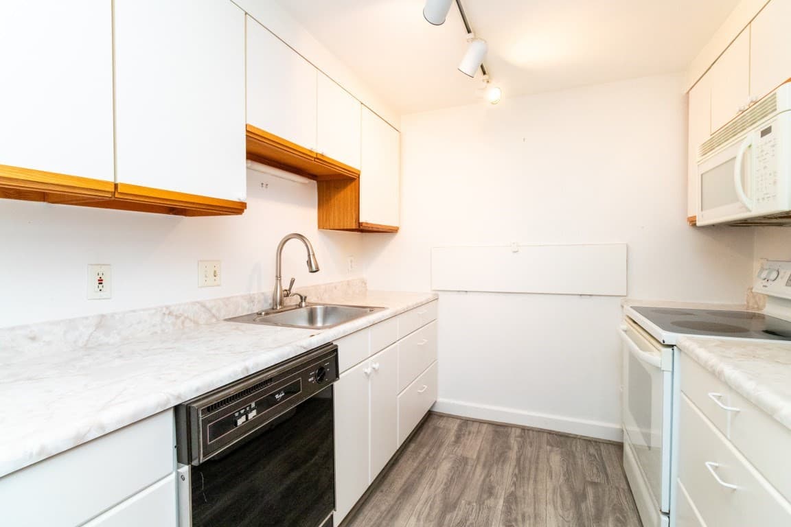 Condominium at 100 Boatswains Way # 308, Chelsea MA 02150, Chelsea, photo 22 of 34
