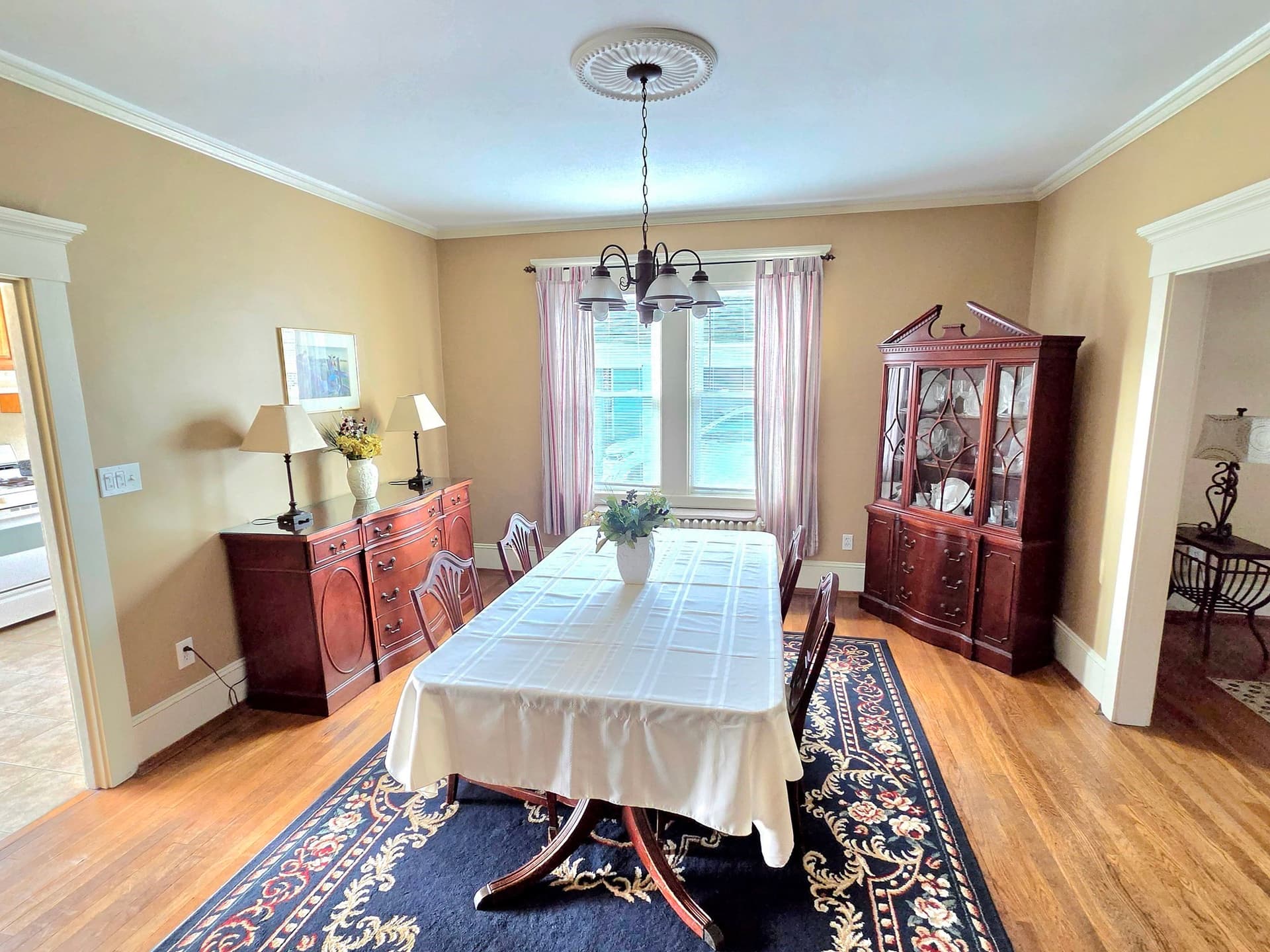 Single Family Residence at 42 Byron St, New Bedford MA 02740, photo 5 of 25