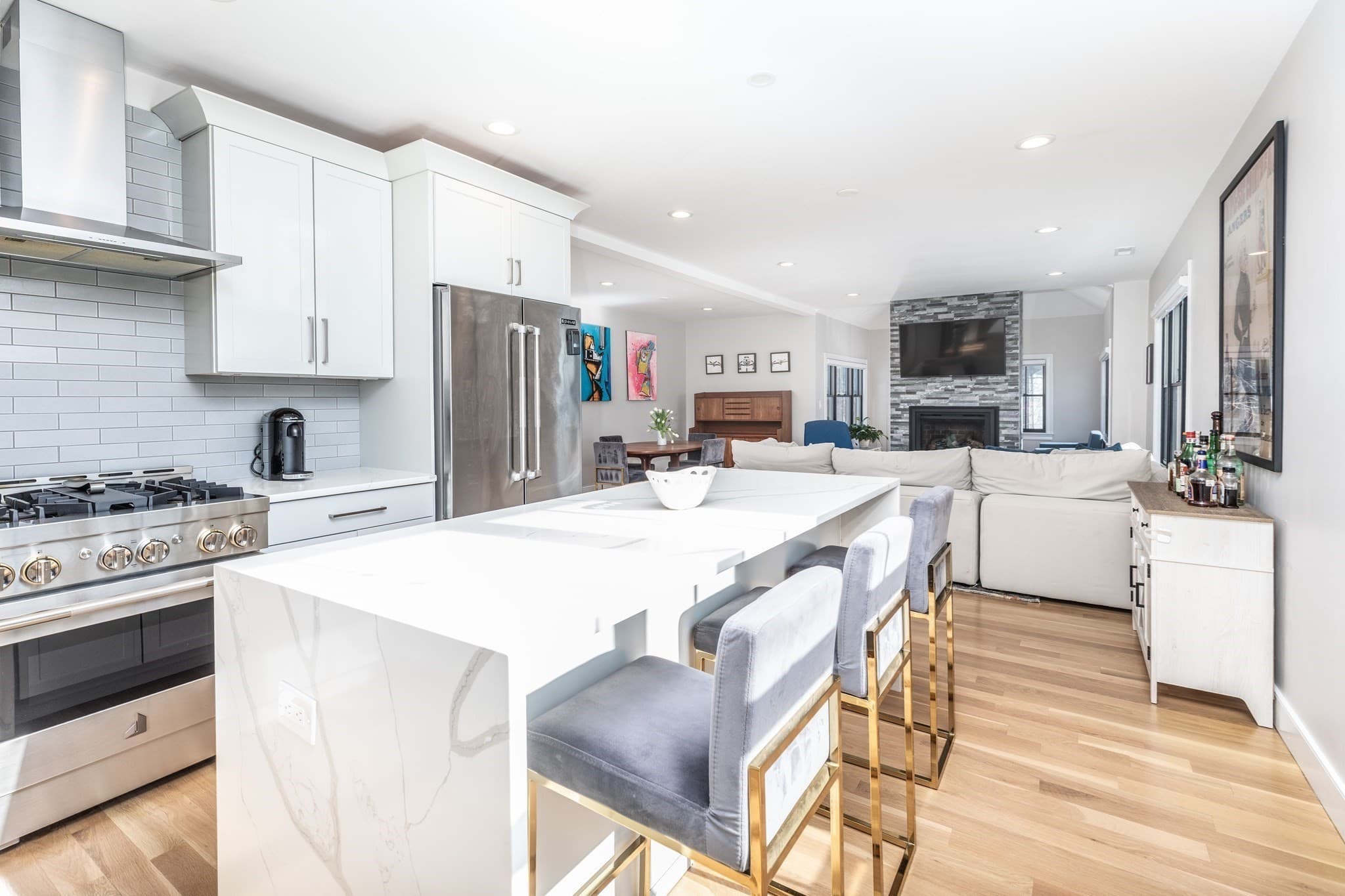 Condominium at 1 Zamora Street PH, Boston MA 02130, photo 4 of 16