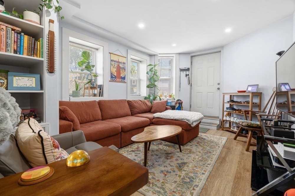 4 Family - 4 Units Up/Down at 42 Moseley St, Boston MA 02125, Boston, photo 3 of 24