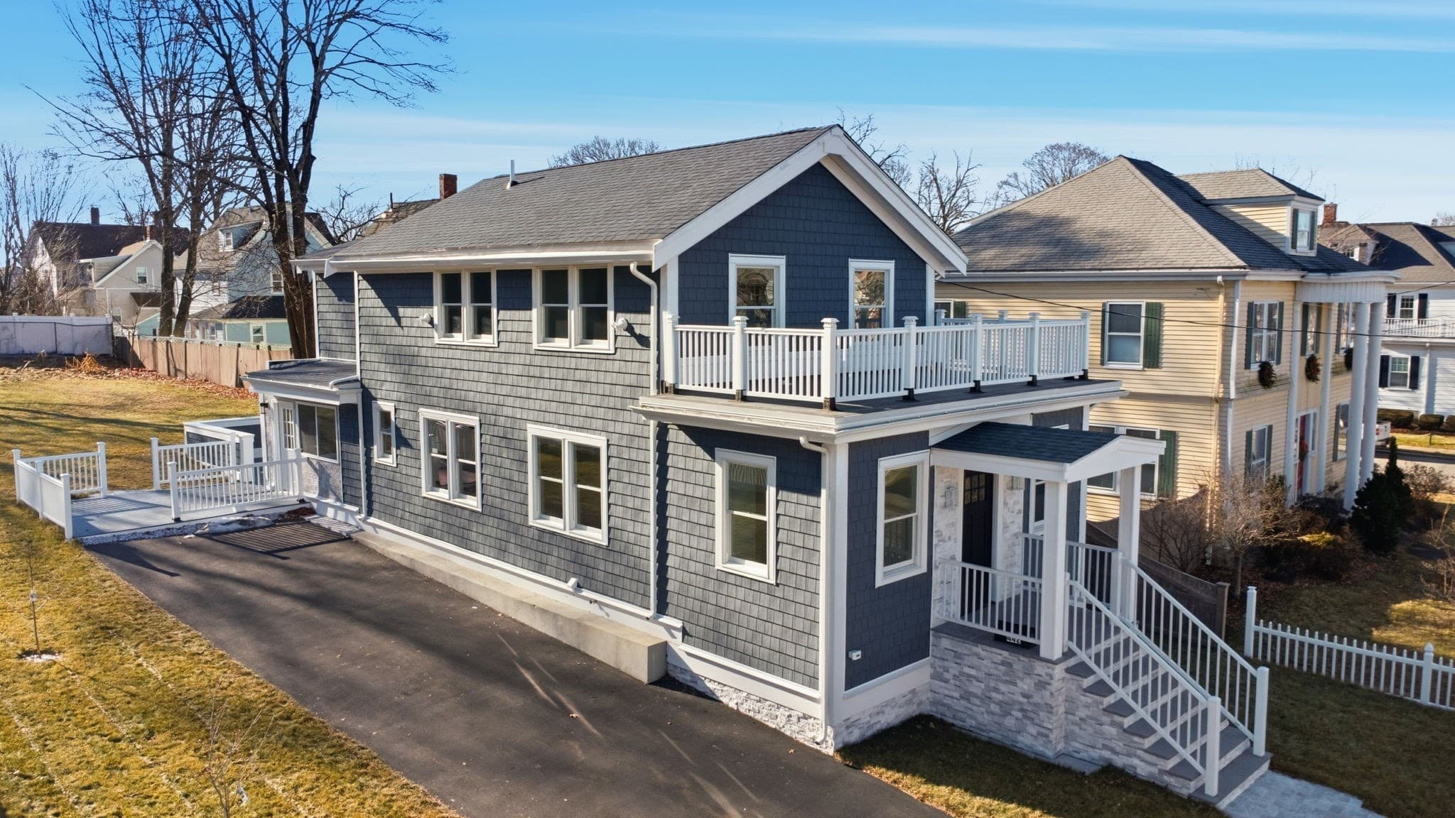 442 High St, Dedham MA 02026