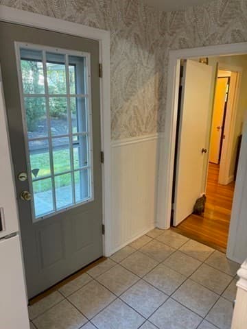 Single Family Residence at 39 Chevy Chase Rd, Worcester MA 01606, Worcester, photo 15 of 34