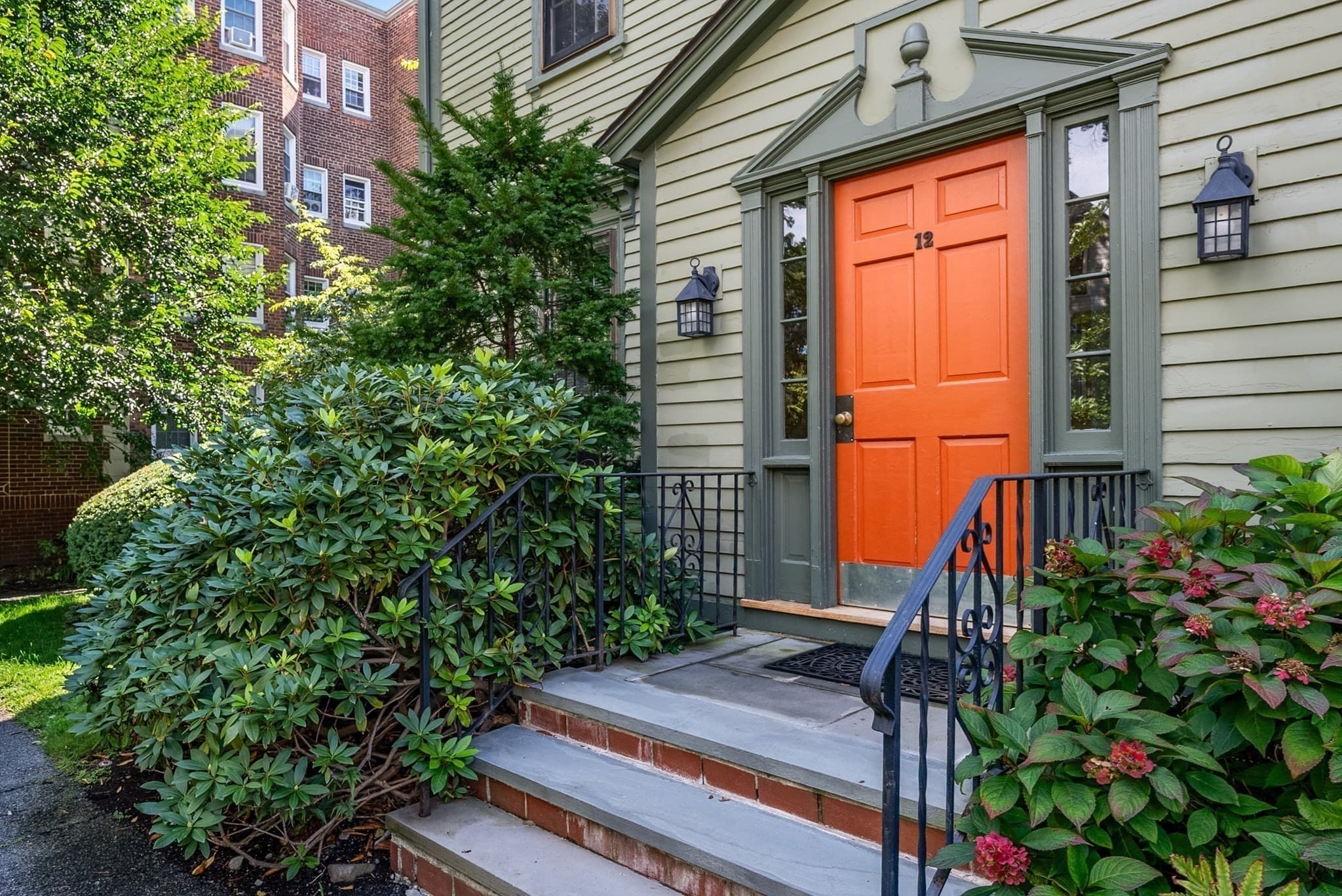 12 Chauncy Street # 4, Cambridge MA 02138