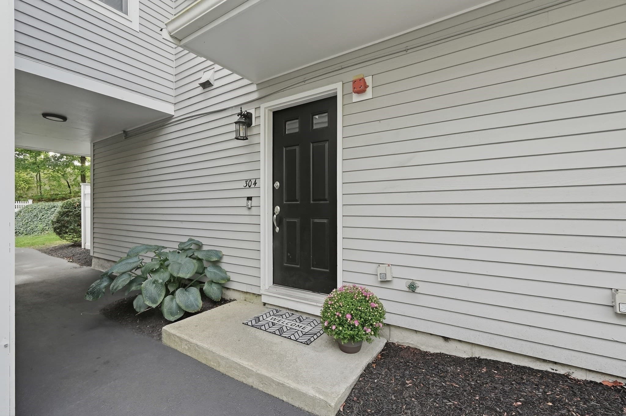 Condominium at 125 Highland St # 304, Taunton MA 02780, Taunton, photo 3 of 27