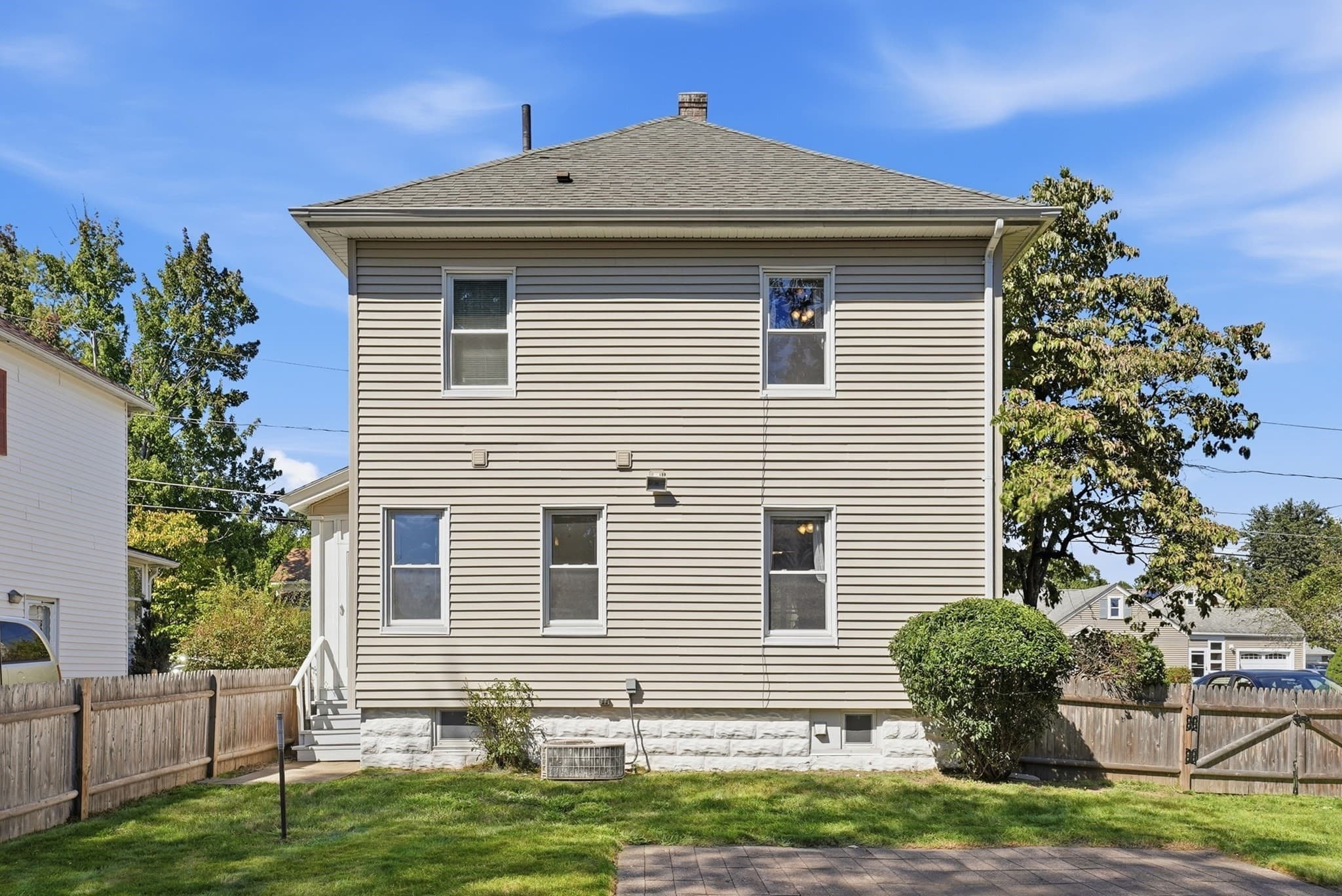 Single Family Residence at 57 Maple St, West Springfield MA 01089, West Springfield, photo 37 of 39