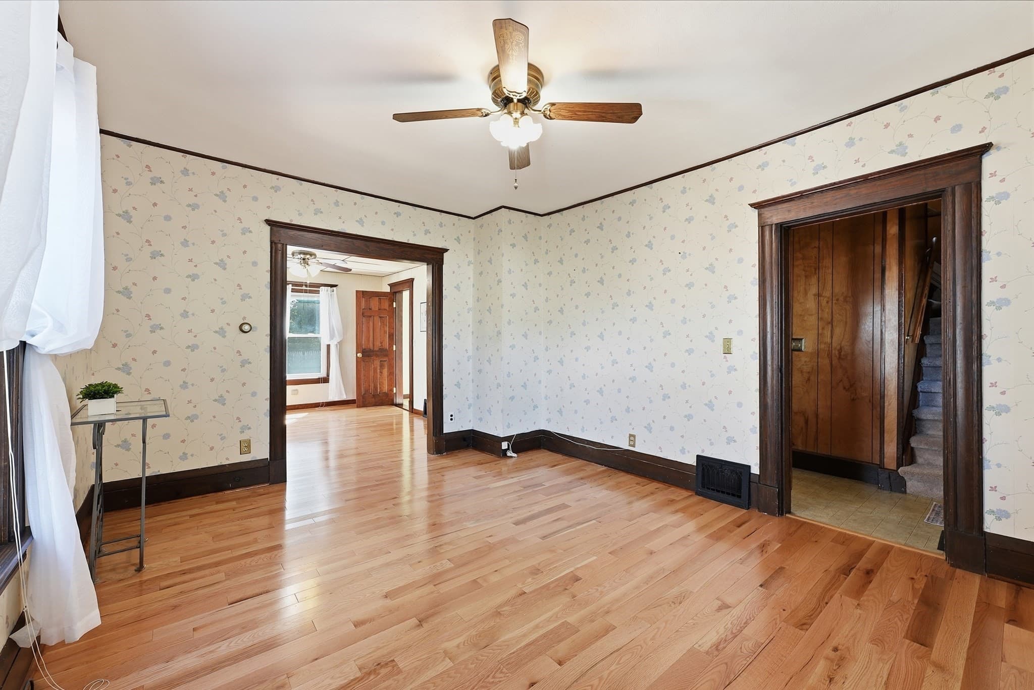 Single Family Residence at 57 Maple St, West Springfield MA 01089, West Springfield, photo 11 of 39
