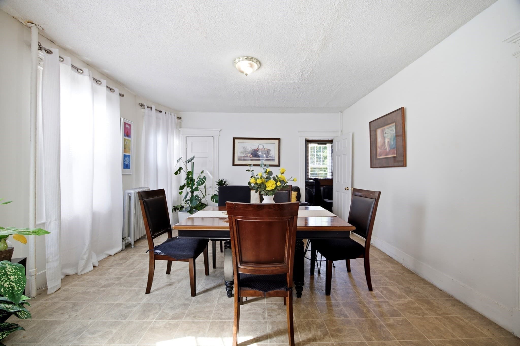 Single Family Residence at 28 Lyndale St, Springfield MA 01108, Springfield, photo 10 of 42