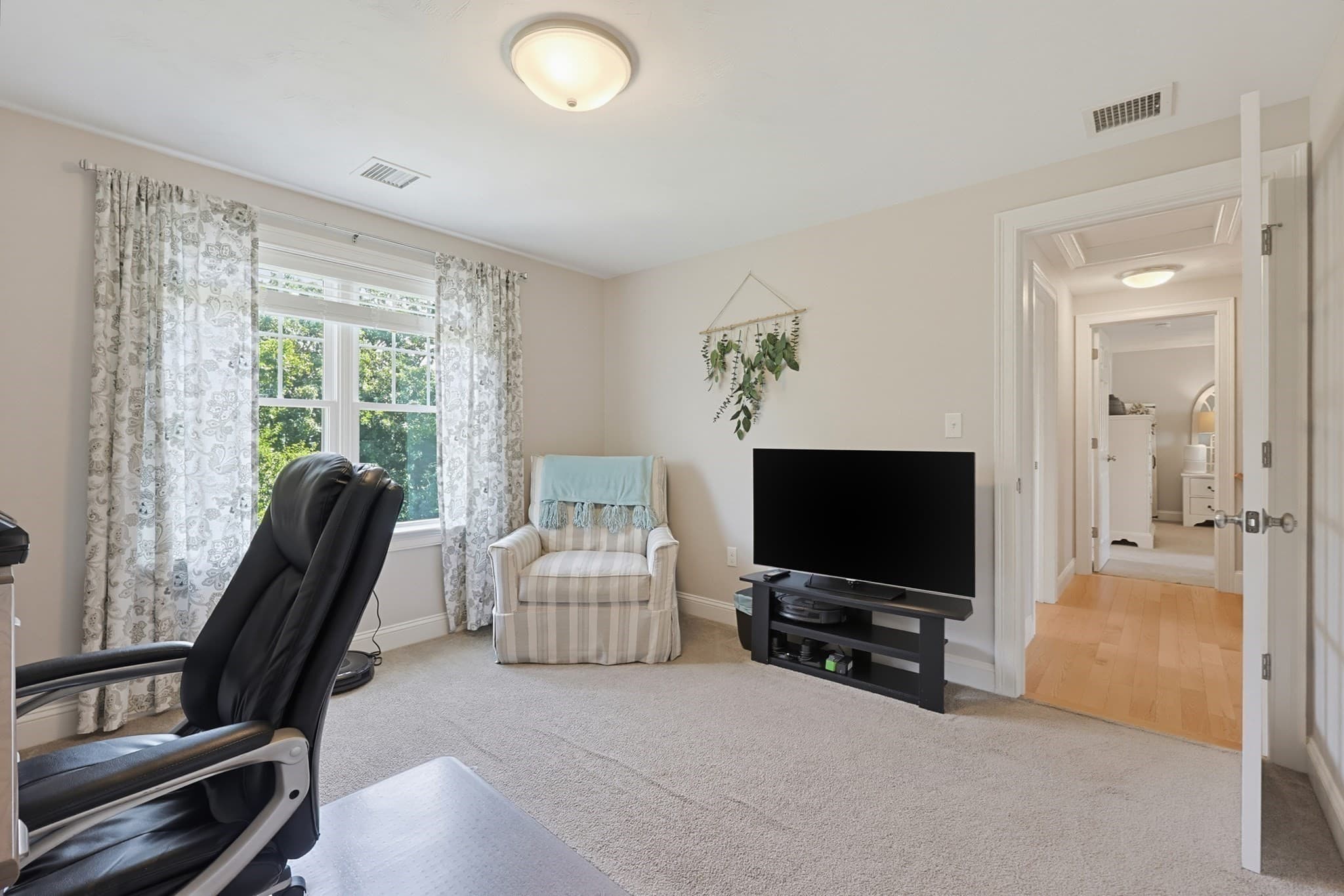 Single Family Residence at 21 Windward Way, Swansea MA 02777, Swansea, photo 21 of 40